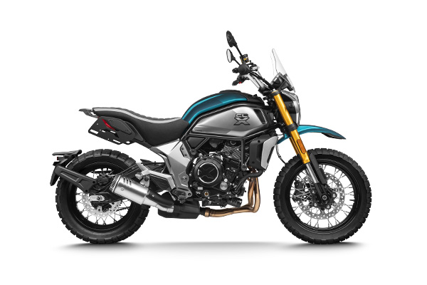 CFMOTO 700CL-X Adventure | mootorratas