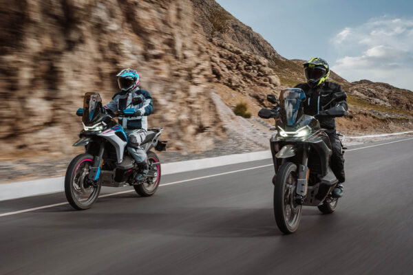 MOOTORRATTAD CFMOTO 800MT-X  | mootorratas