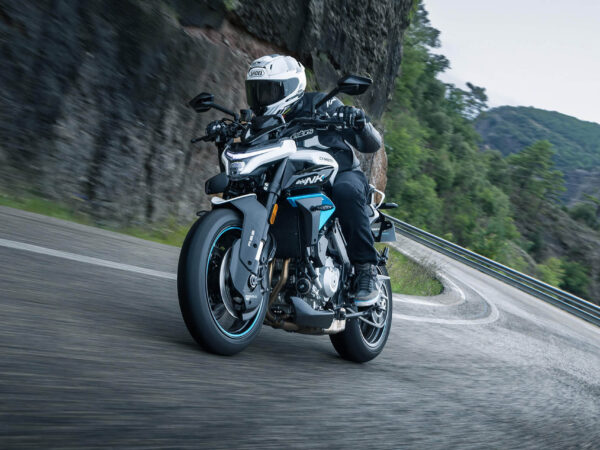 MOOTORRATTAD CFMOTO 675NK | mootorratas