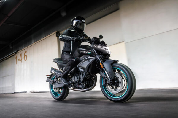 MOOTORRATTAD CFMOTO 800NK | mootorratas