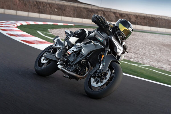 MOOTORRATTAD CFMOTO 800NK | mootorratas