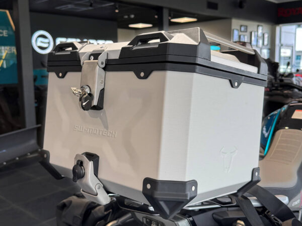 SW-Motech TRAX ADV tagakohvri komplekt (hõbedane) CFMOTO 450MT (23-)